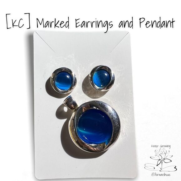KC Marked Blue & Silver Tone Earrings with Matching Pendant - Picture 3 of 9